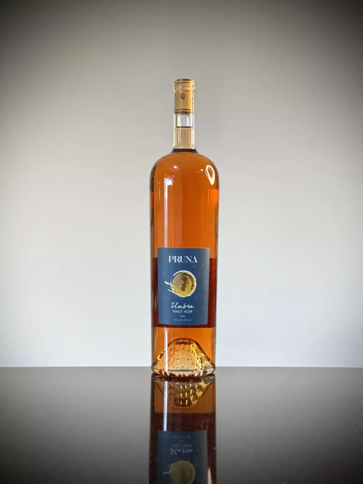 Pruna-Umbra-Pinot-Noir-1.5l-scaled.webp